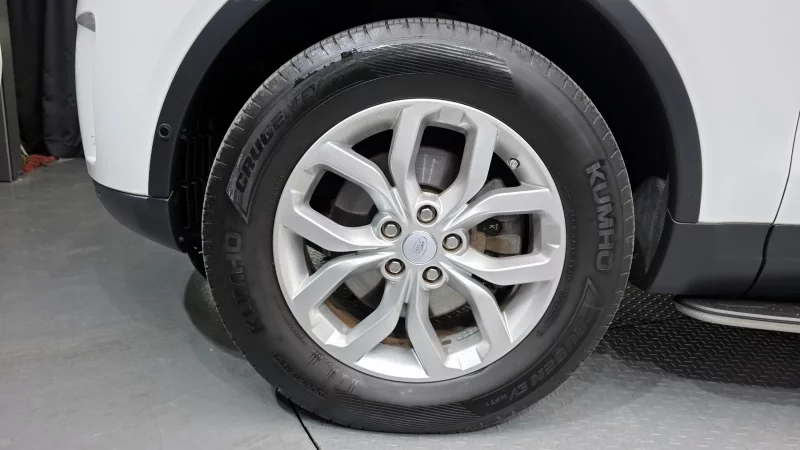 Land Rover DISCOVERY