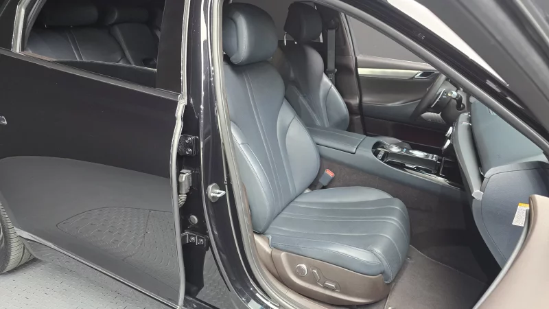 Genesis Electrified G80