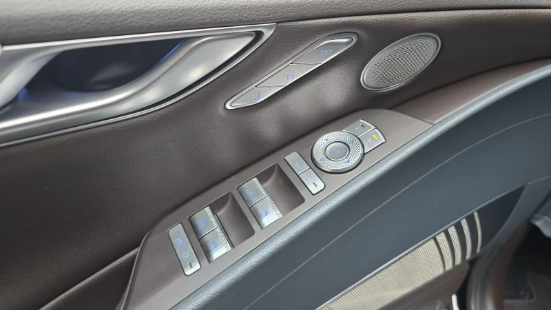 Genesis Electrified G80