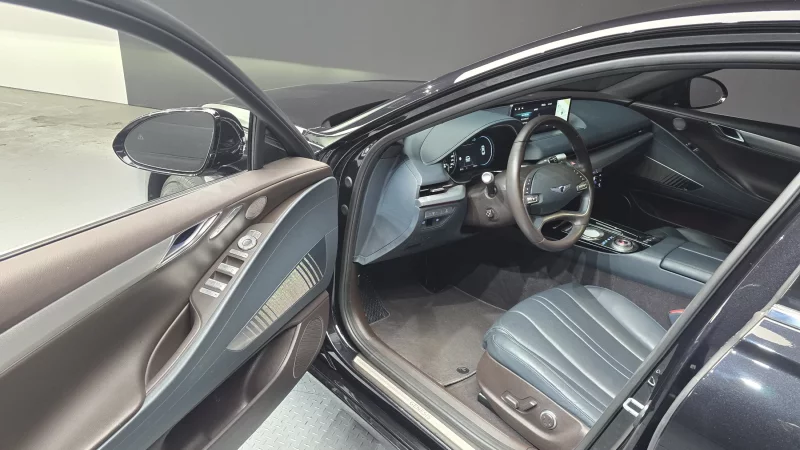 Genesis Electrified G80