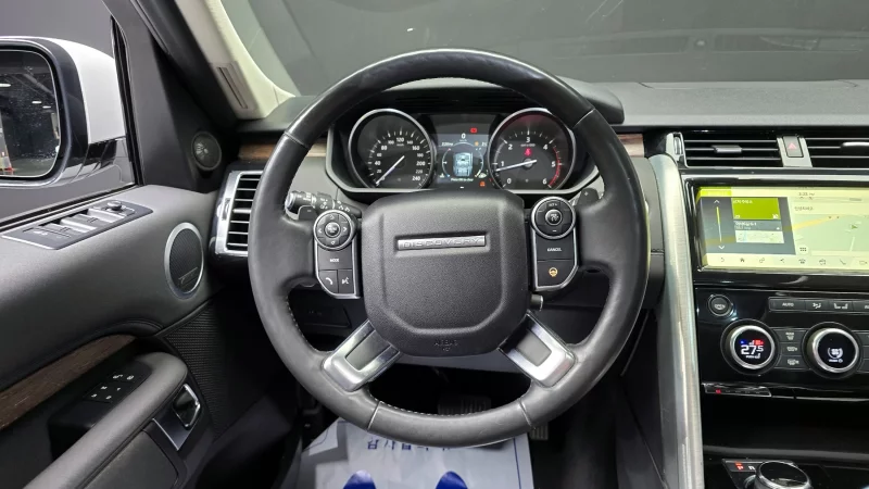 Land Rover DISCOVERY