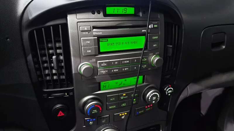 Hyundai Grand Starex