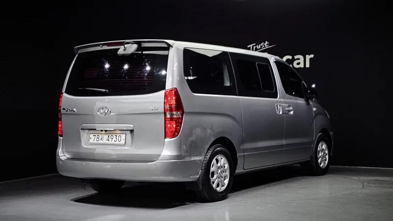 Hyundai Grand Starex