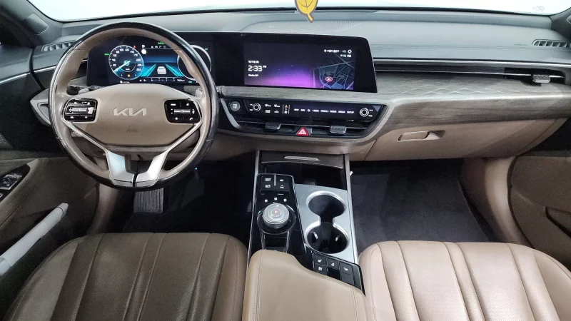 Kia K8