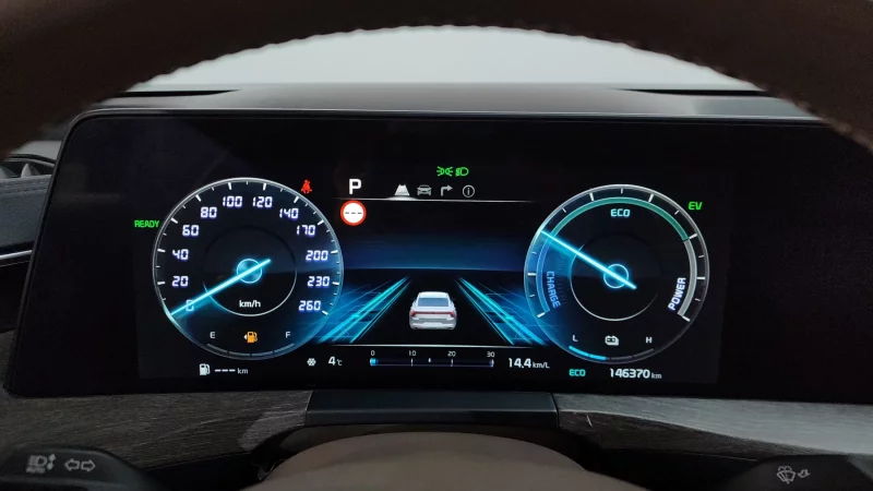 Kia K8