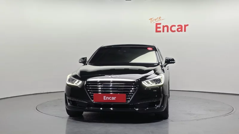 Genesis EQ900