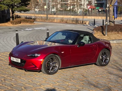 Mazda MX-5 Miata