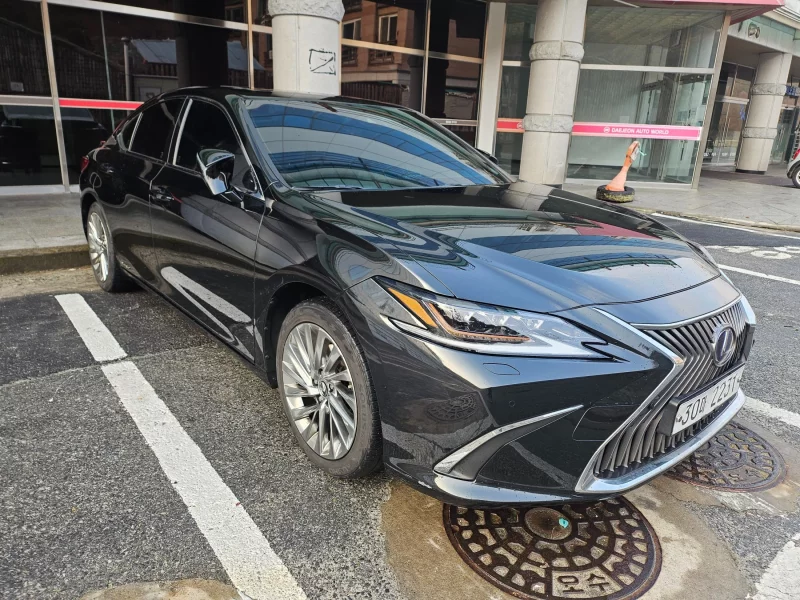 Lexus ES300h