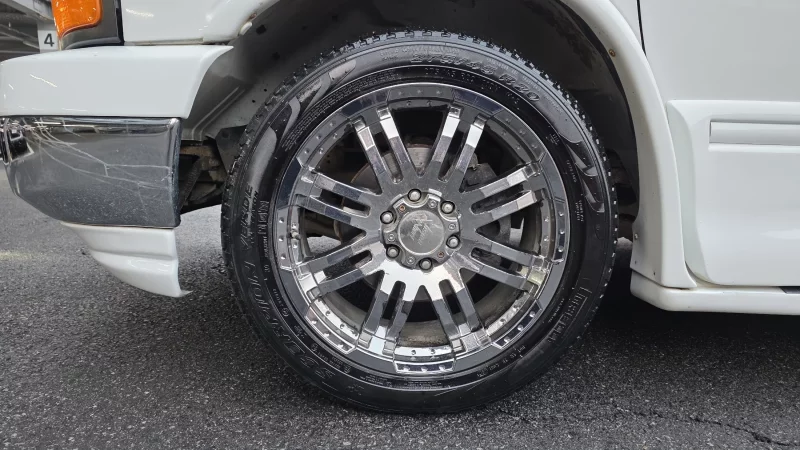 Chevrolet Express Van