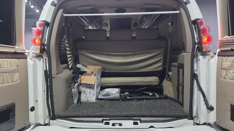 Chevrolet Express Van