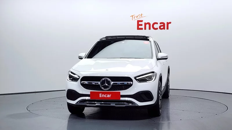 Mercedes-Benz GLA-Class