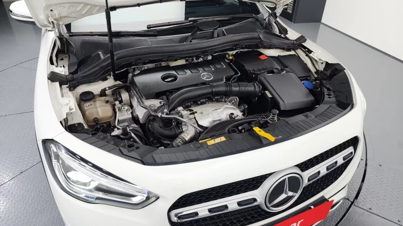 Mercedes-Benz GLA-Class