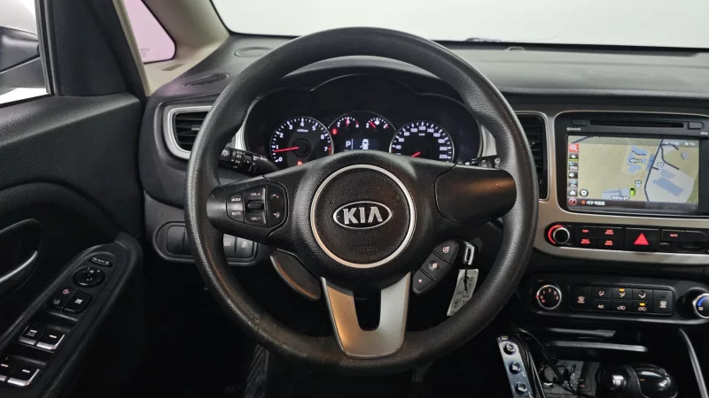 Kia Carens