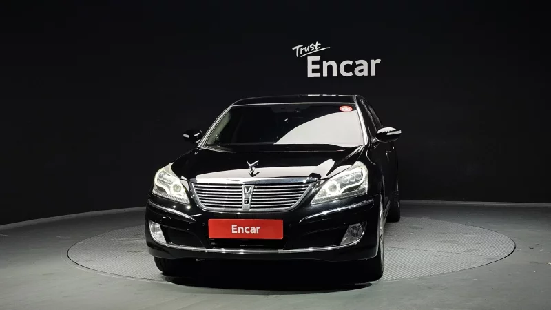 Hyundai Equus