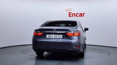 Lexus ES350