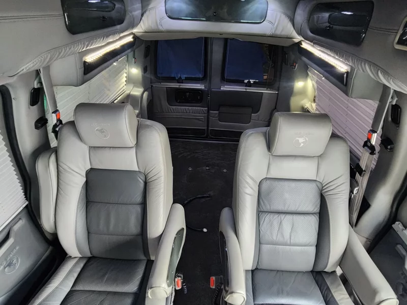 Chevrolet Express Van