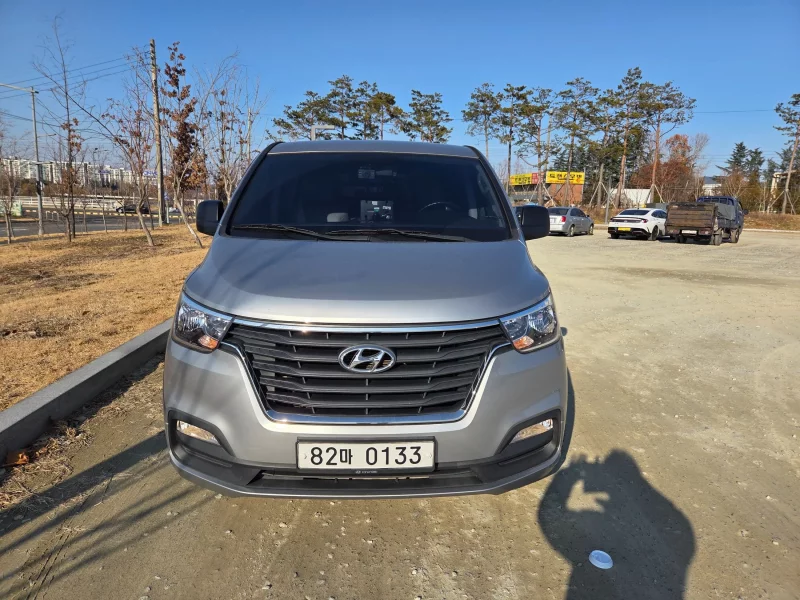 Hyundai Starex