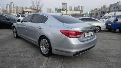 Kia K9