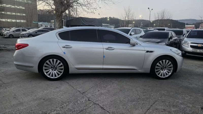 Kia K9