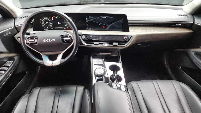 Kia K8