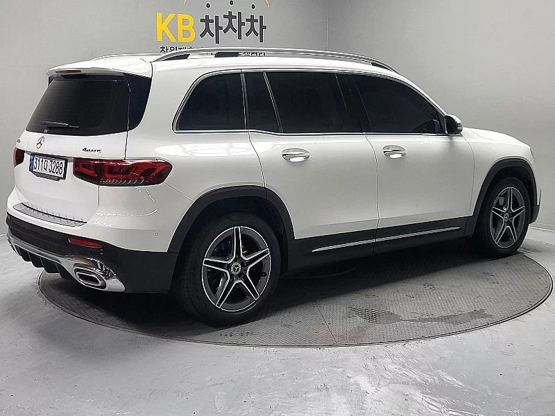 Mercedes-Benz GLB-Class