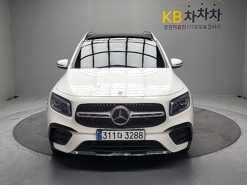 Mercedes-Benz GLB-Class