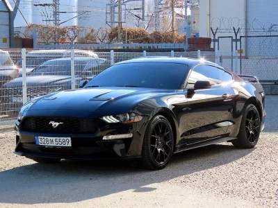 Ford MUSTANG