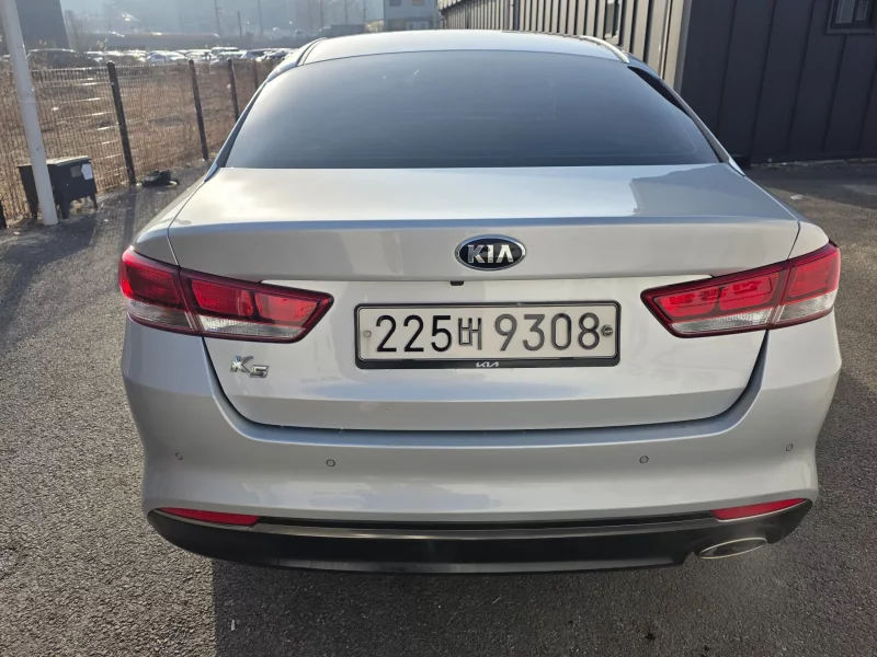 Kia K5