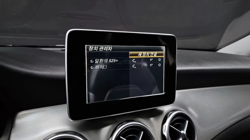 Mercedes-Benz GLA-Class