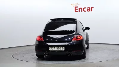Volkswagen BEETLE