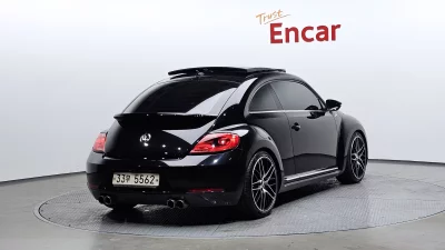 Volkswagen BEETLE