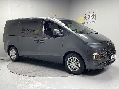 Hyundai Staria