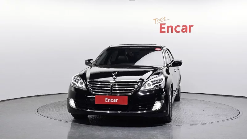 Hyundai Equus
