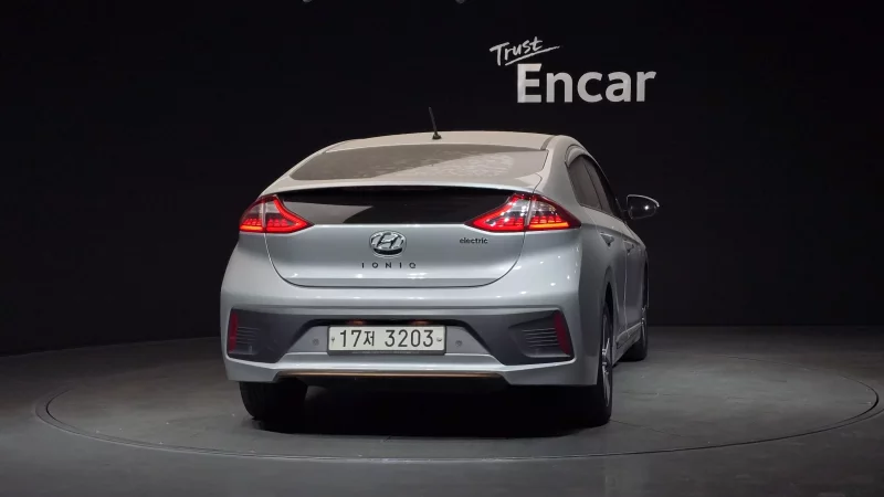 Hyundai Ioniq