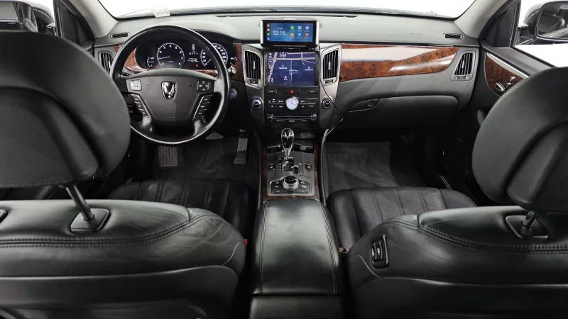Hyundai Equus