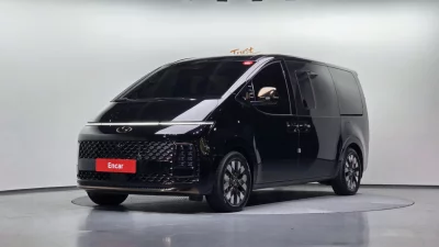 Hyundai Staria