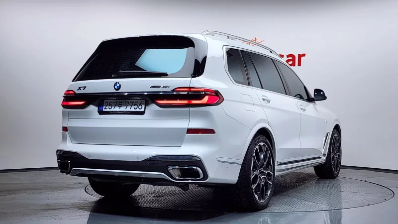 BMW X7