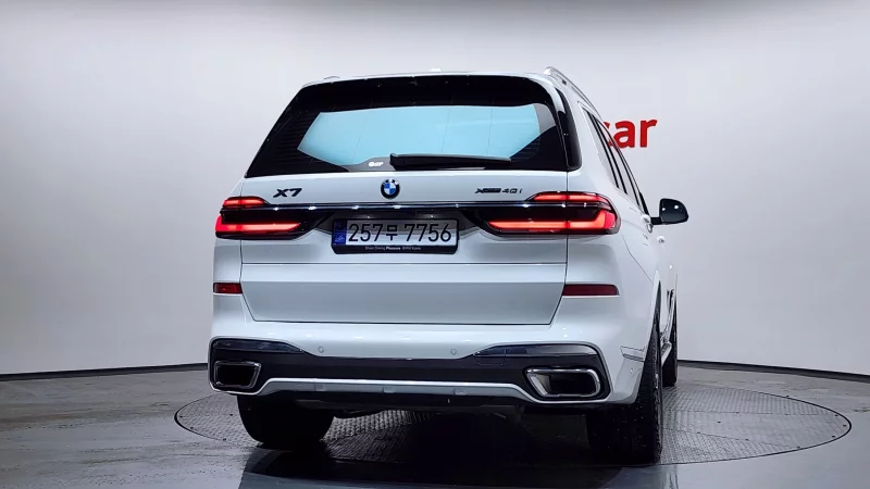 BMW X7