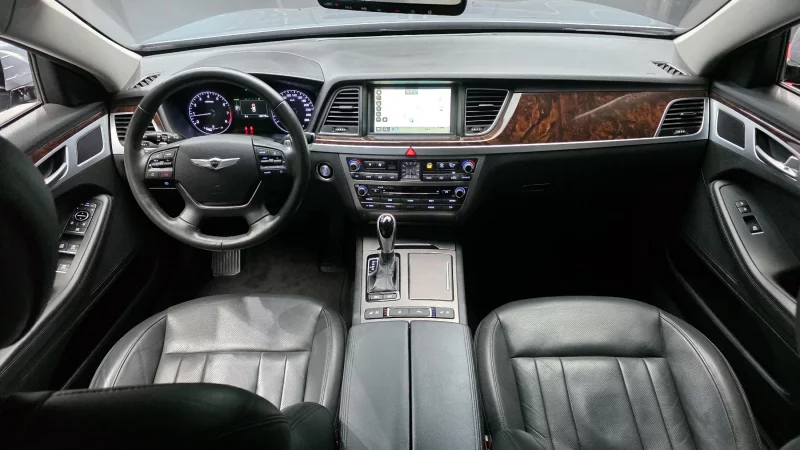 Hyundai Genesis