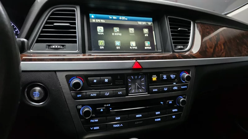 Hyundai Genesis
