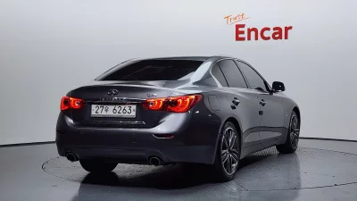 Infiniti Q50
