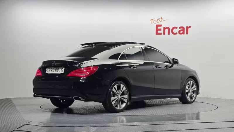 Mercedes-Benz CLA-Class