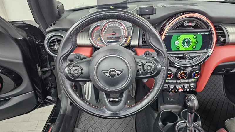 MINI Cooper Convertible