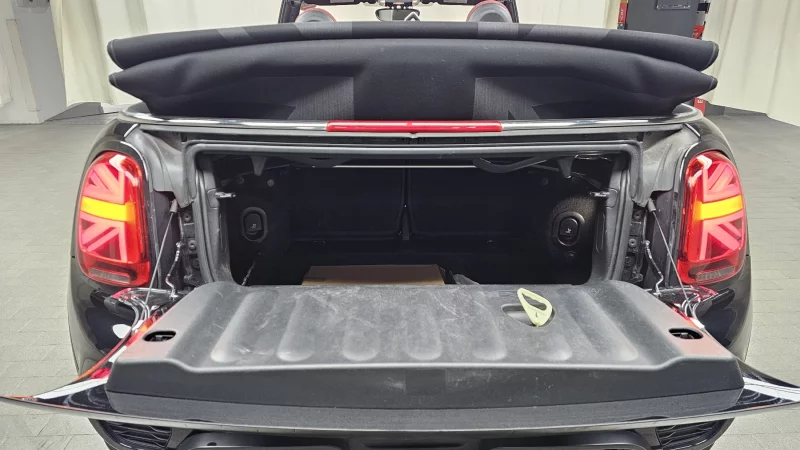 MINI Cooper Convertible