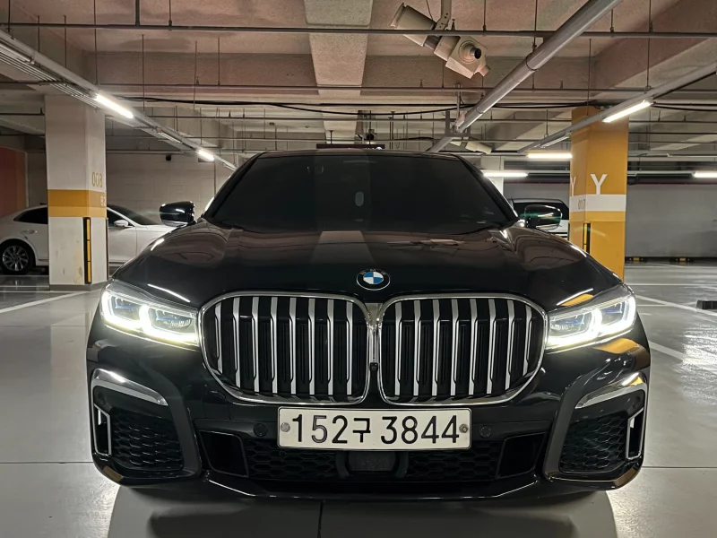 BMW 7-Series