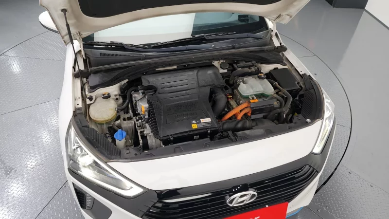 Hyundai Ioniq