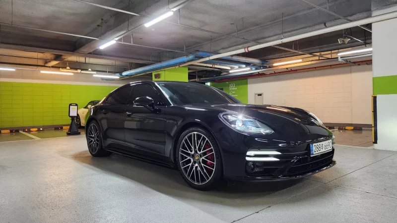 Porsche PANAMERA