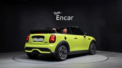 MINI Cooper Convertible