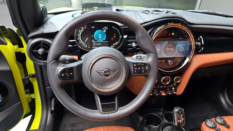 MINI Cooper Convertible