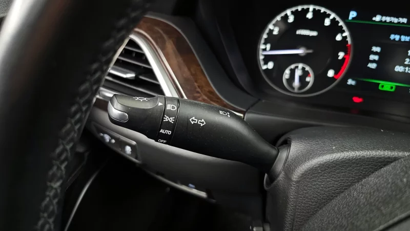 Genesis EQ900